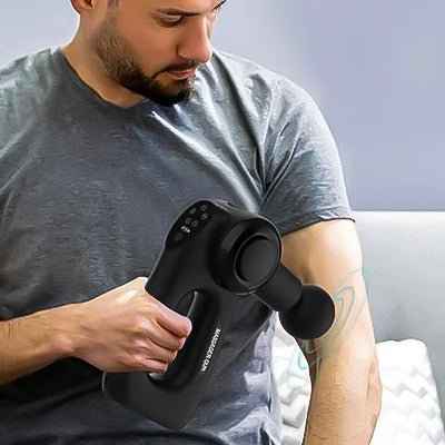 Pistolet de Massage Musculaire — en utilisation fasciite plantaire sport sportif