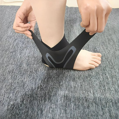 Attelle de cheville avec soutien ajustable par velcro