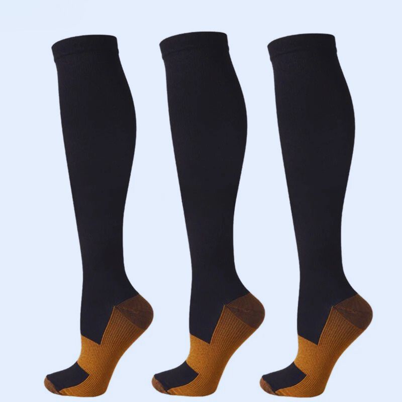 CHAUSSETTES-DE-CONTENTION-FEMME-FITNESS-intérieur-et-extérieur