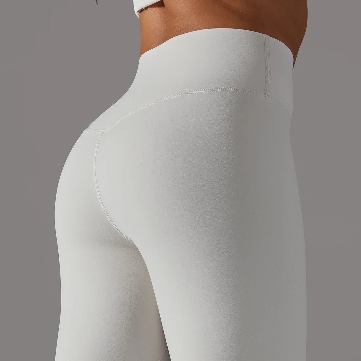 Leggings-blanche-presentable