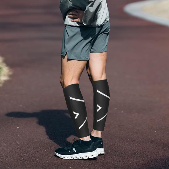 Manchon de compression réfléchissant pour homme et femme. Protection, confort seconde peau et soutien circulatoire garantis.