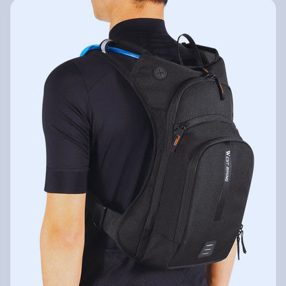 Sac sport isothermique 10L porté par un trail runner pour garder ses boissons fraîches pendant l’effort.